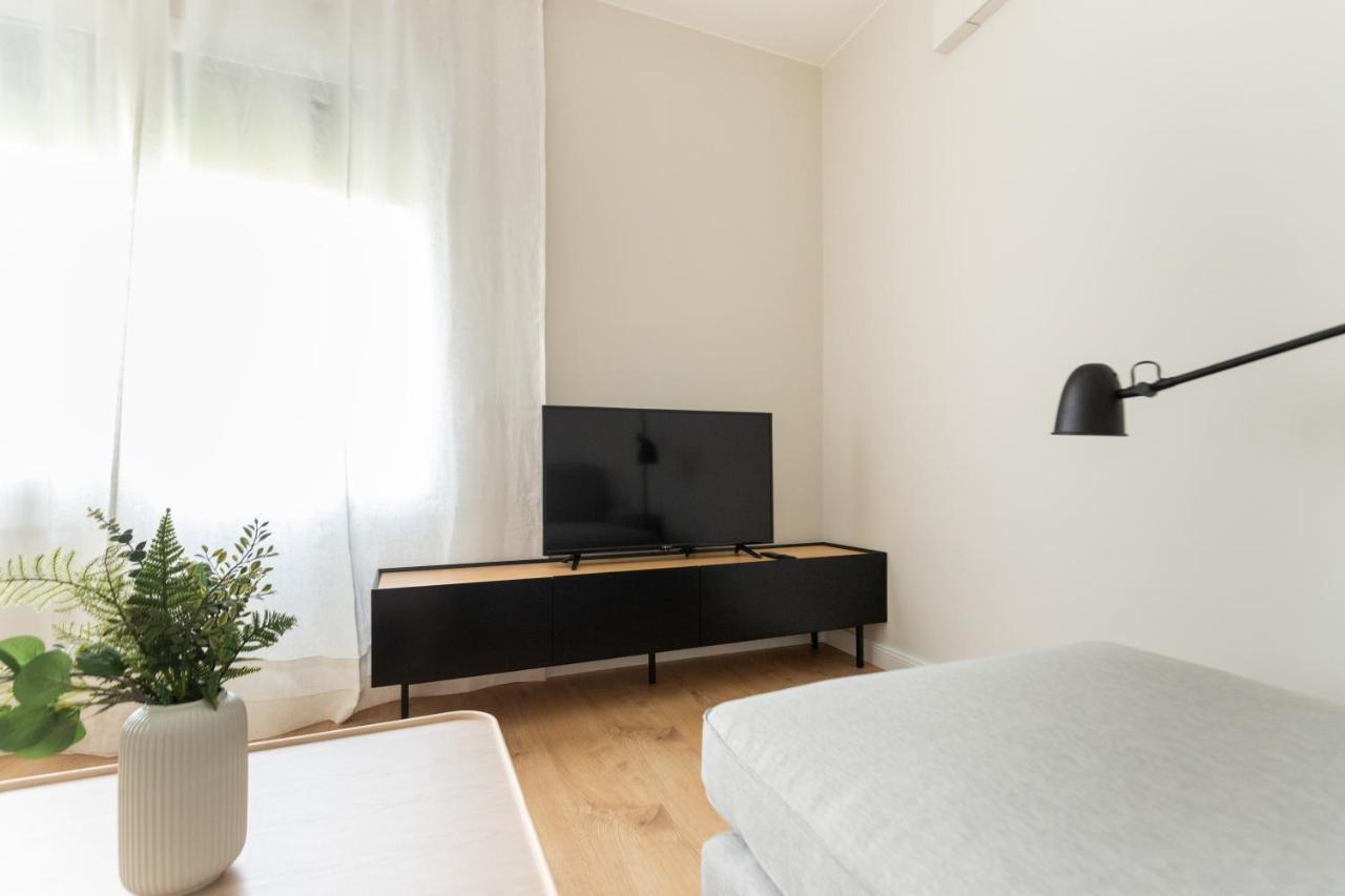 Atica Apartments - By Weflating — Photos 2